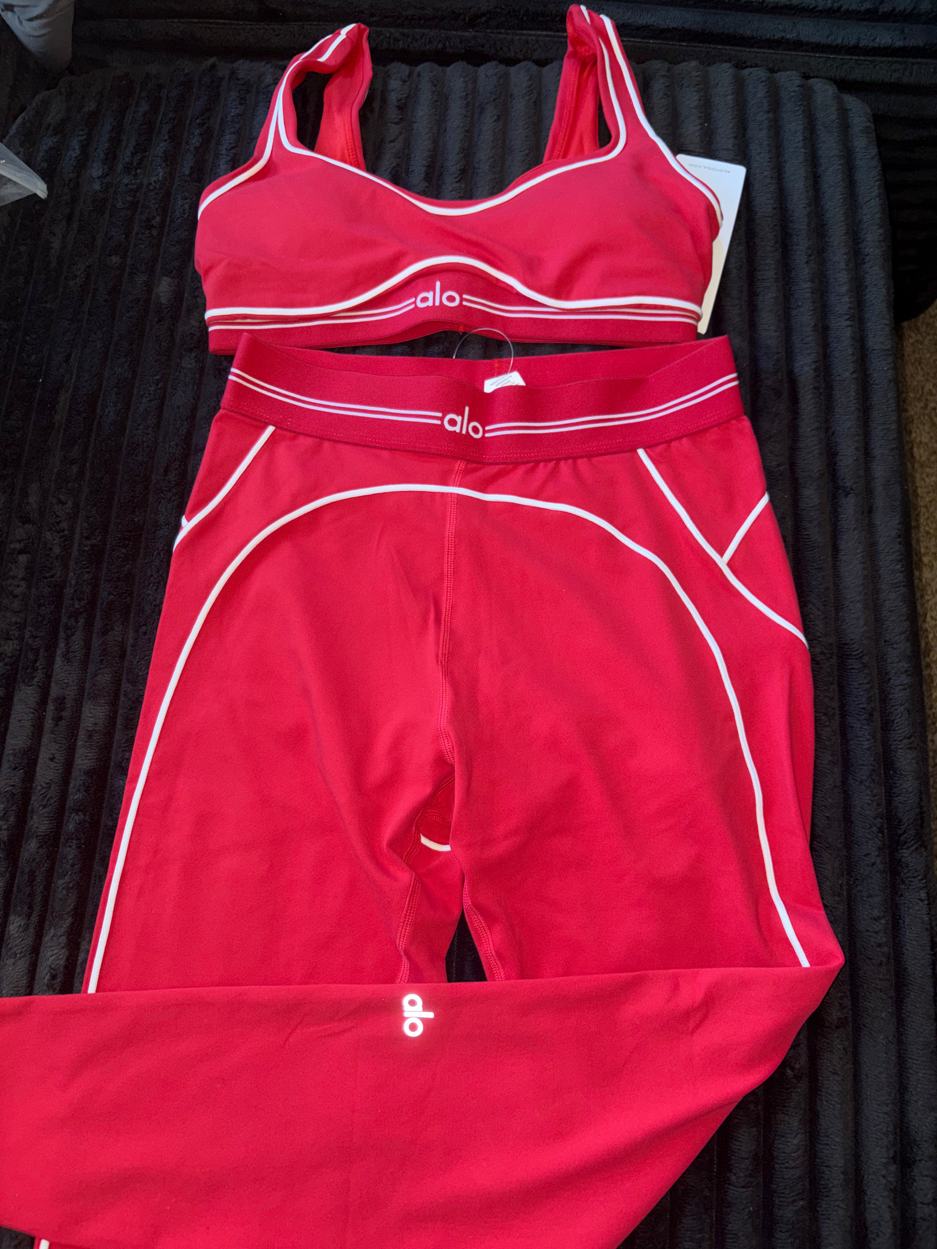 2 Piece alo sets